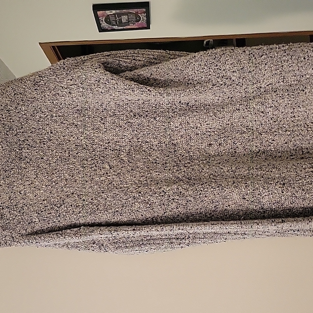 Beautiful Cardigan - Picture 3 of 3